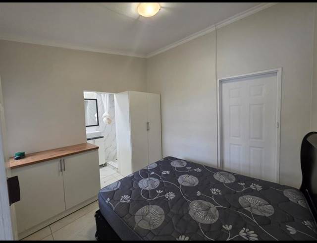 2 BEDROOM PROPERTY TO RENT IN BLOMTUIN